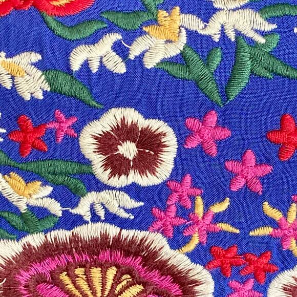 JODIFL Cobalt Blue Boho Top Multicolor Floral Embroidery & Pompom Trim Sz Medium - Picture 6 of 9
